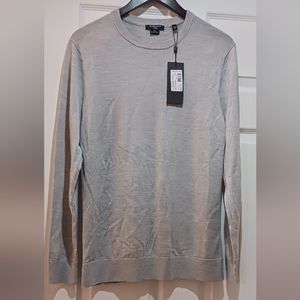 Marciano 100% merino wool round neck pullover, size XL